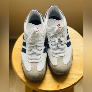 THE VELOSAMBA VEGAN
CYCLING SHOES | ADIDAS